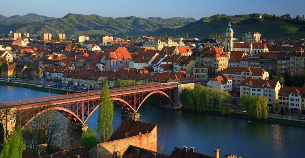 Apartma4Us Maribor Exteriör bild